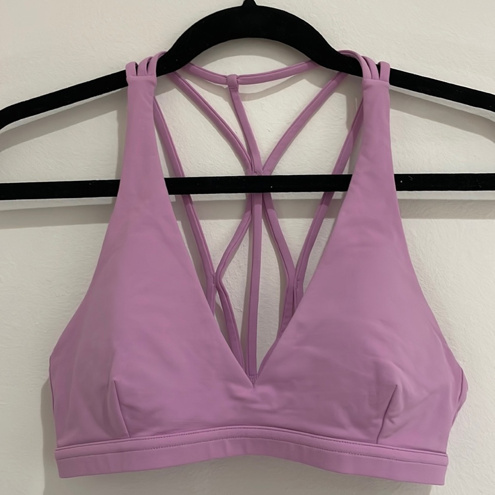 Lululemon V Cut Sports Bra